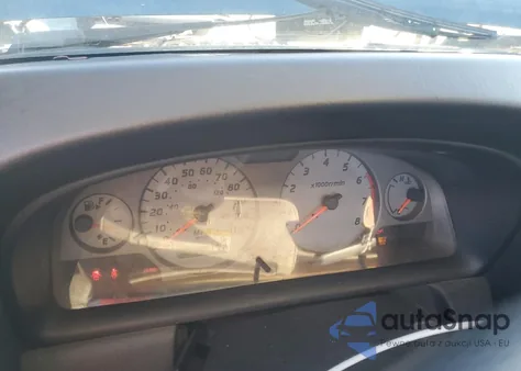 2001 Nissan Frontier Crew Cab Xe z USA, uszkodzony, nr VIN 1N6ED27T41C373903